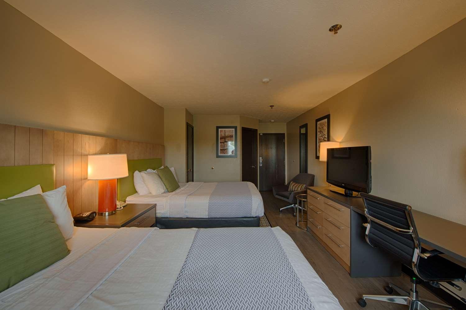 Western Edinburgh/columbus Hotel 3*