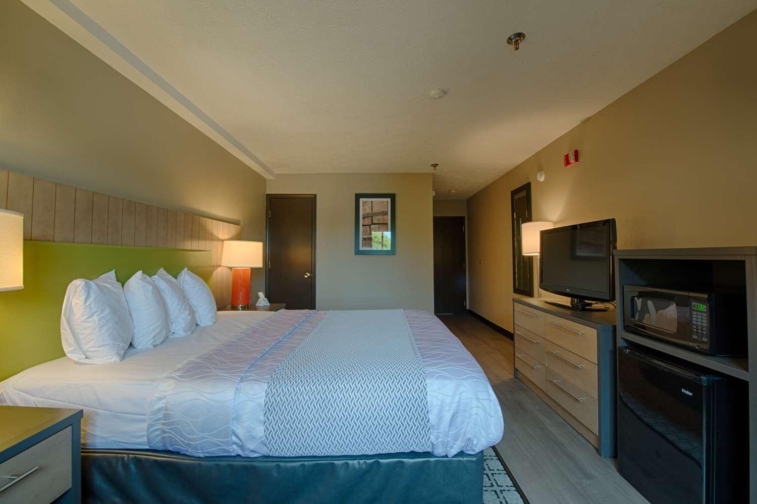Hotel Western Edinburgh/columbus 3*