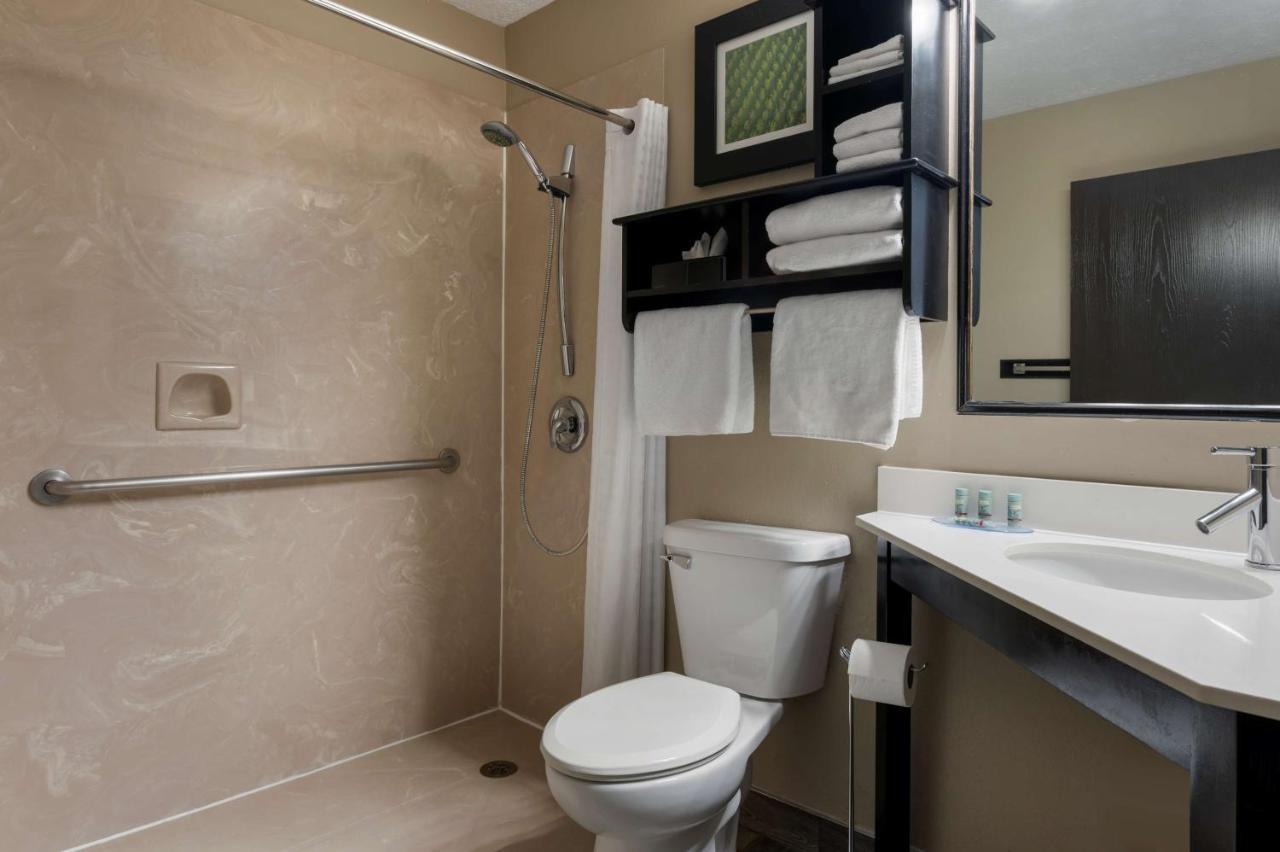 Hotel Western Edinburgh/columbus 3*